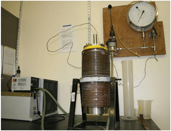 Fig. 1: The 3 litre pressure vessel used in this study.