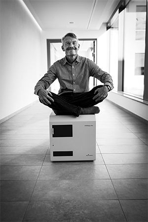 Stefan Kiefer sitting on a PHERAstar Stefan Kiefer sitting on a PHERAstar